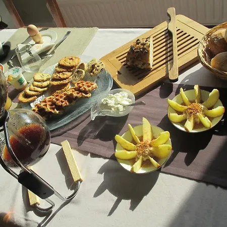 La Du Ropieur Bed and Breakfast 4*